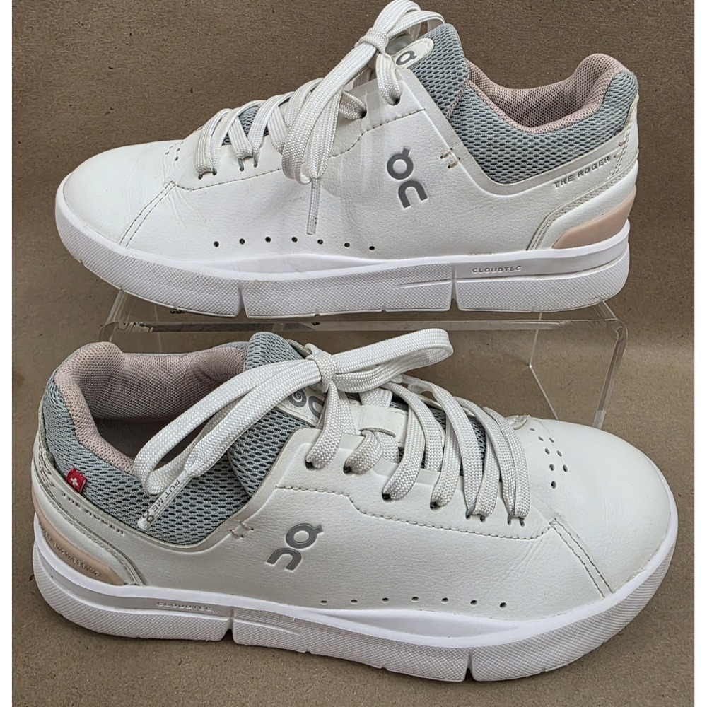 On Cloud (Sz 5.5) On The Roger Womens Advantage Sneaker Cloudtec Shoes